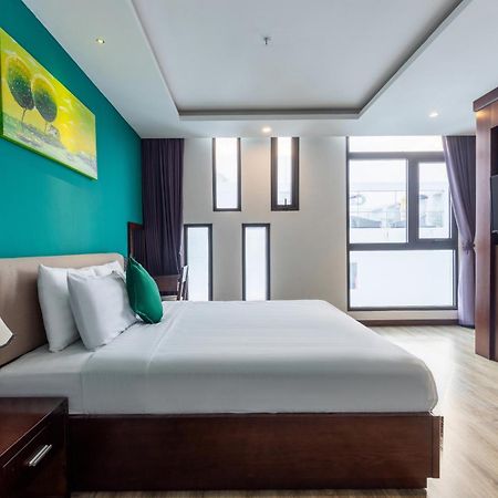 Golden Sun Apartment By New Sky Travel Дананг Екстериор снимка