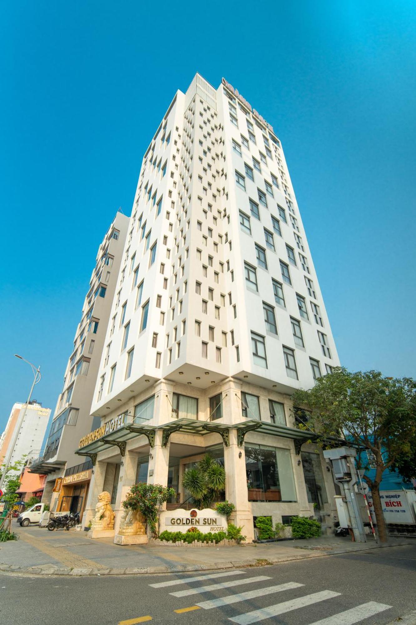 Golden Sun Apartment By New Sky Travel Дананг Екстериор снимка