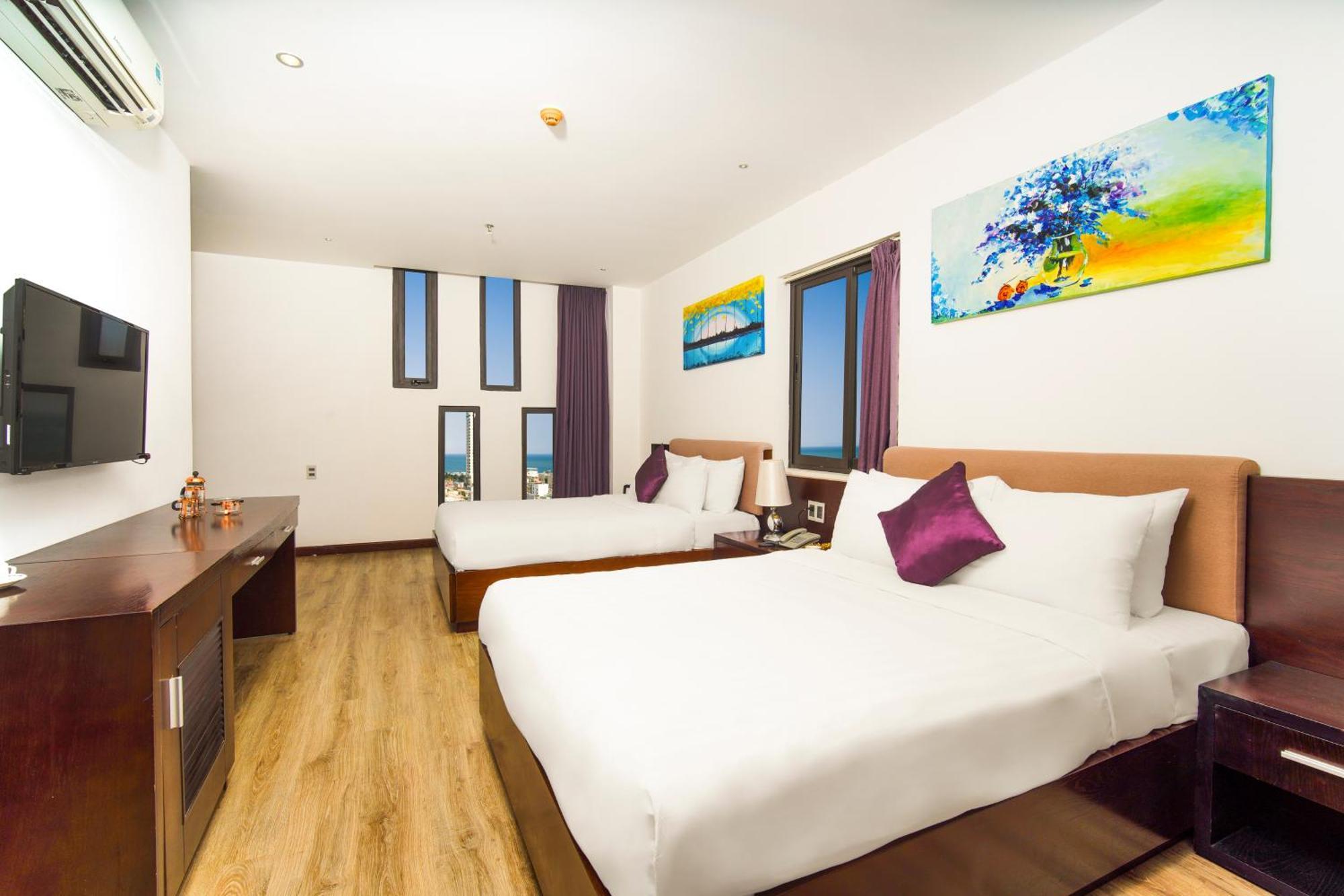 Golden Sun Apartment By New Sky Travel Дананг Екстериор снимка
